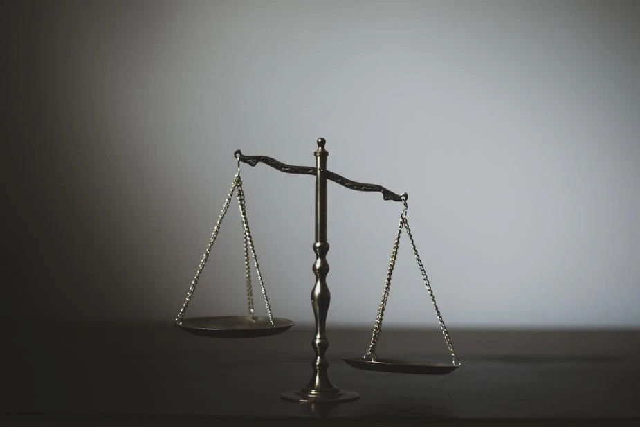 balance-de-la-justice.webp